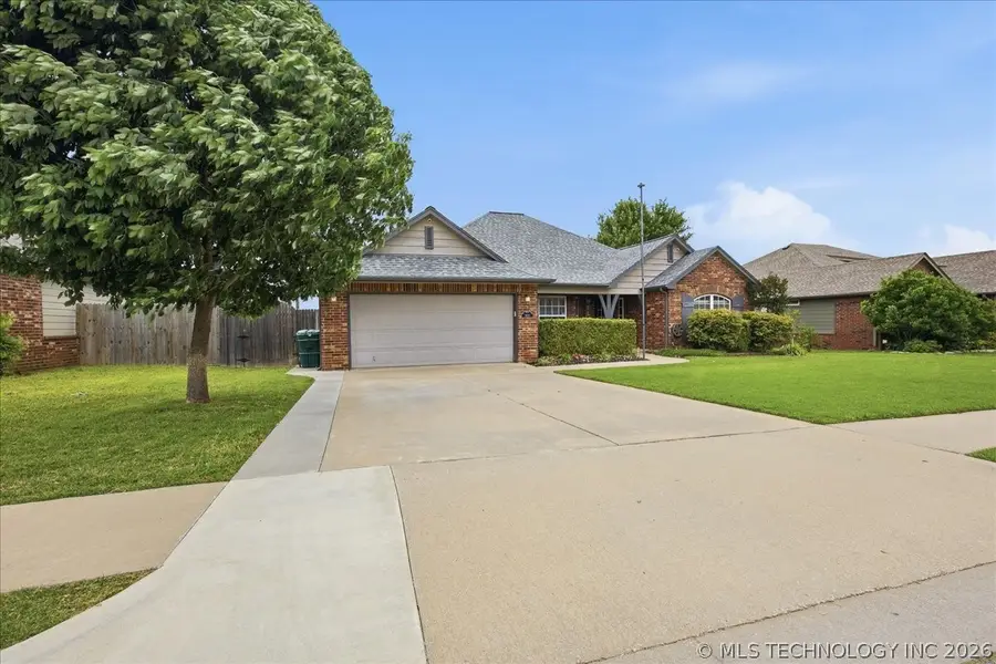 5212 Barr Drive, Sand Springs, OK 74063 - #2