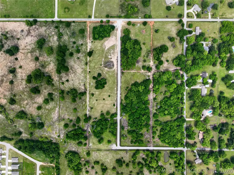 E 16 Avenue N, Chouteau, OK 74337 - #3
