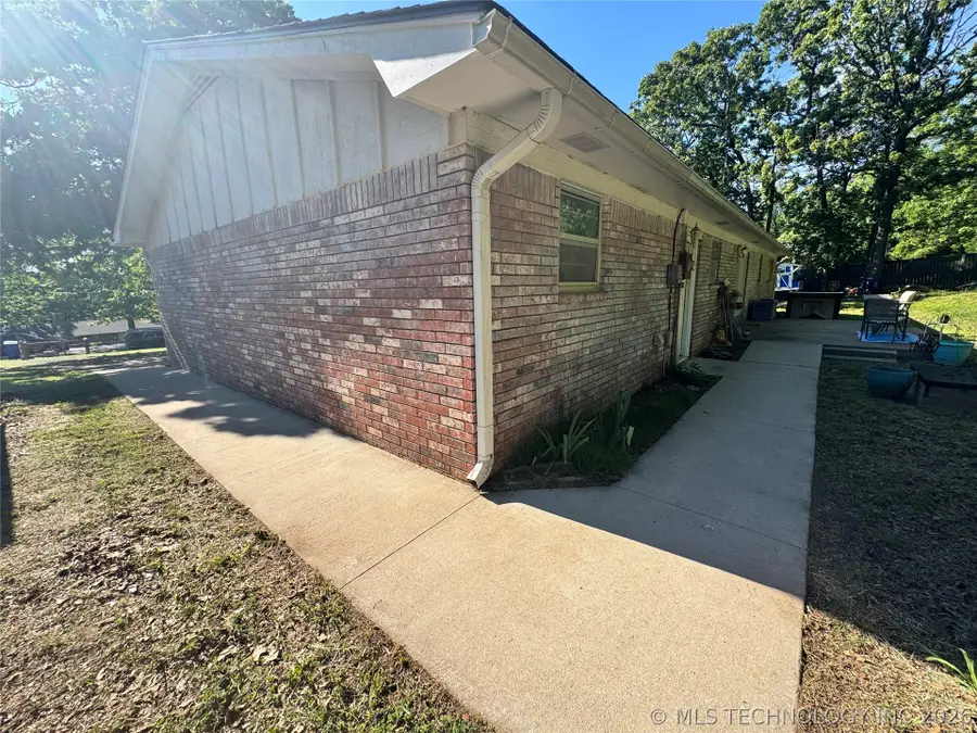 1850 S Woodland Road, Muskogee, OK 74403 - #2