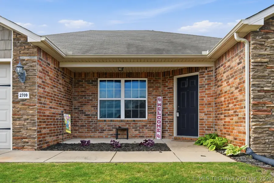 2709 W Charlotte Street, Broken Arrow, OK 74011 - #2