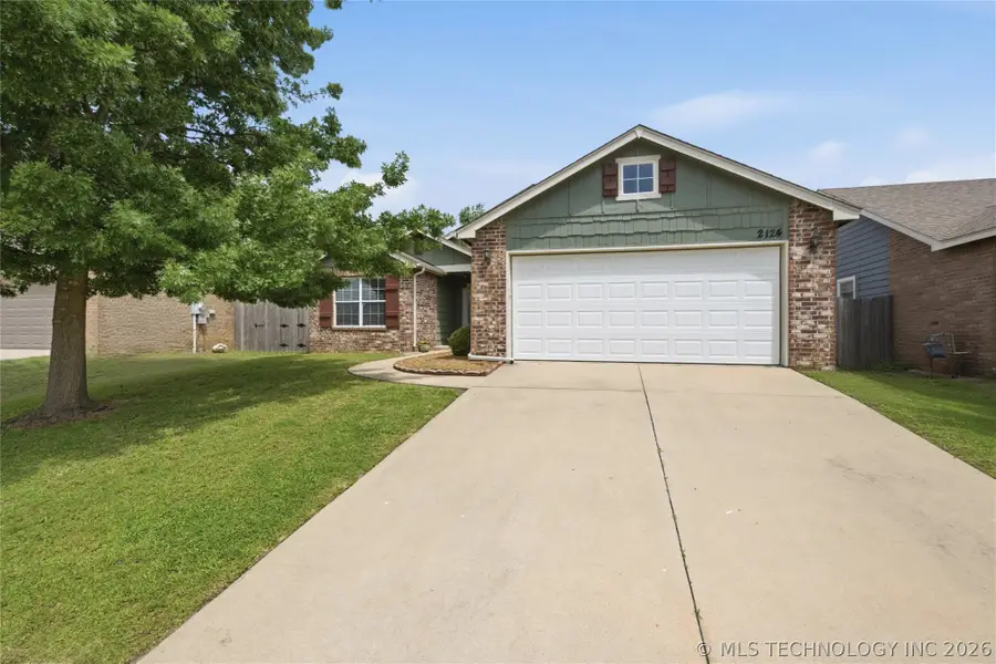 2124 E Concord Street, Broken Arrow, OK 74012 - #2