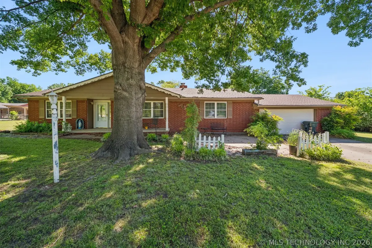 758 Summer Lane, Claremore, OK 74017 - #1