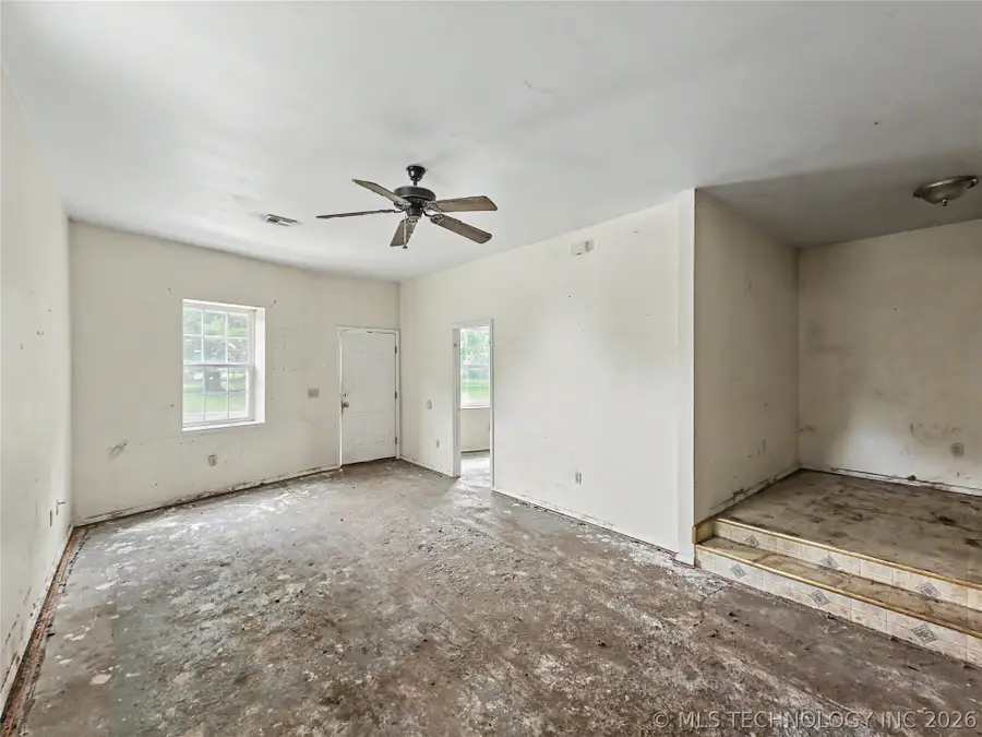 1021 N Vinita Avenue, Tahlequah, OK 74464 - #3