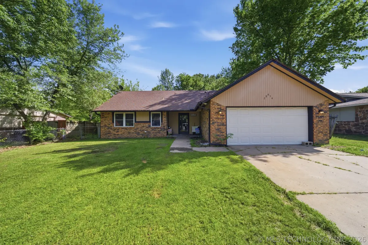 28654 E 138th Street S, Coweta, OK 74429 - #1