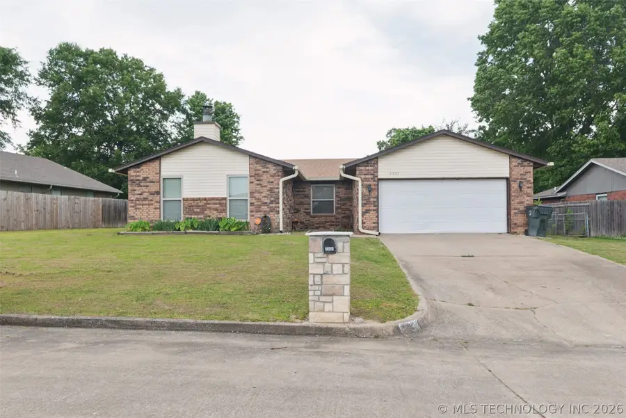 2307 E Fieldstone Street, Okmulgee, OK 74447 - #2