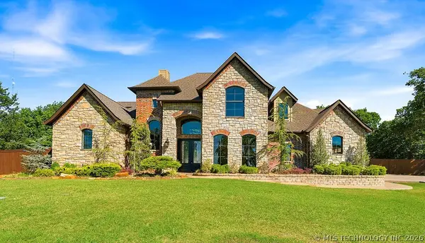 12435 County Road 3593 Circle, Ada, OK 74820