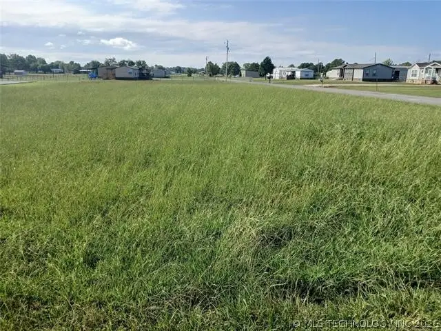Lake Drive, Checotah, OK 74426 - #1
