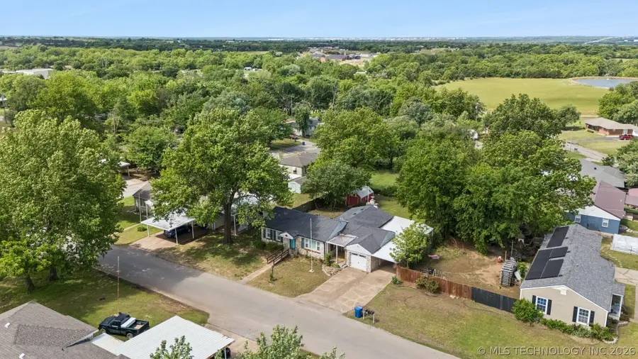 208 Chronister Avenue, Drumright, OK 74030 - #3