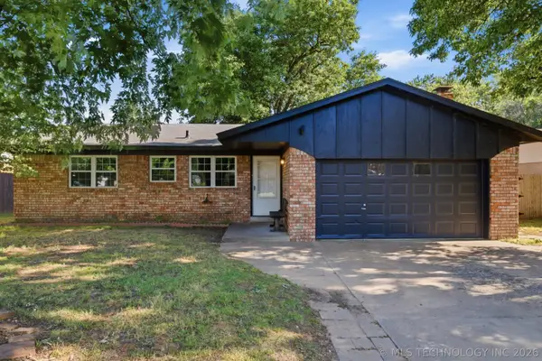216 E J Street, Jenks, OK 74037