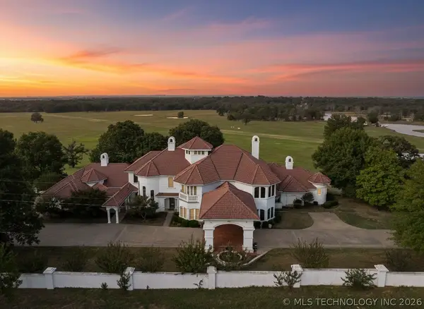 800 W Pryor Avenue, Pocola, OK 74902
