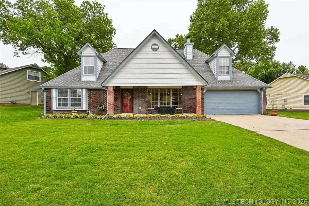 2934 W Berwick Street, Claremore, OK 74017 - #1