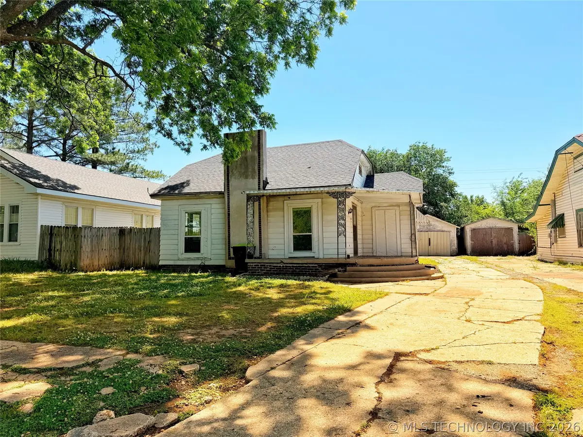821 N Bullitt, Holdenville, OK 74848 - #1