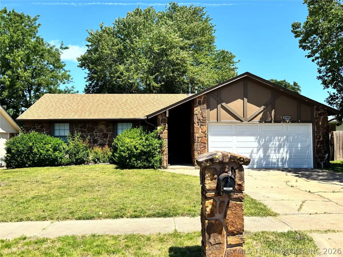1508 W Honolulu Street, Broken Arrow, OK 74012 - #1