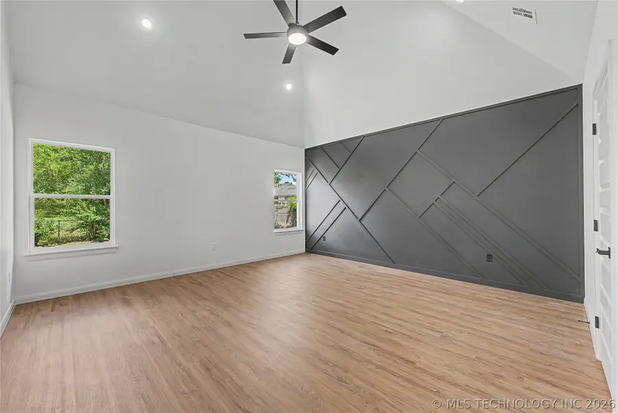 4212 SE Fairview Road, Bartlesville, OK 74006 - #3