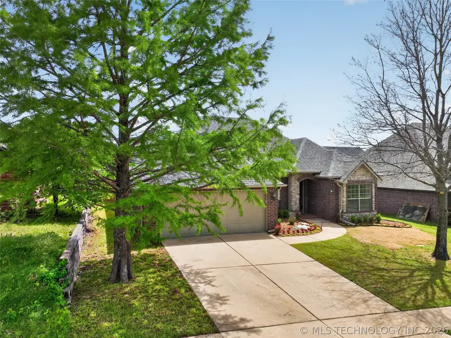 4526 E 141st Place S, Bixby, OK 74008 - #3