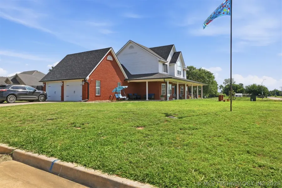 902 Springfield, Durant, OK 74701 - #2