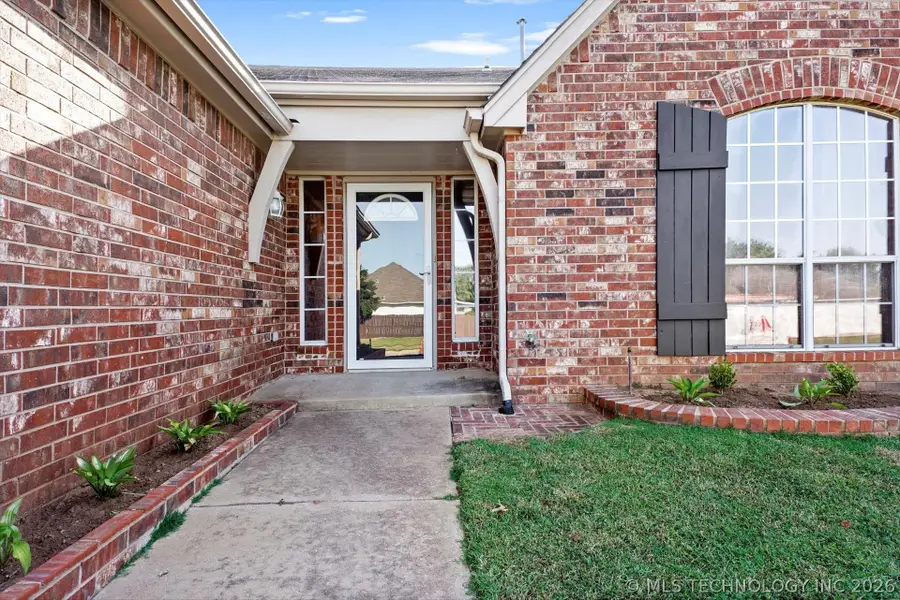 11527 S 105th Avenue, Bixby, OK 74008 - #2