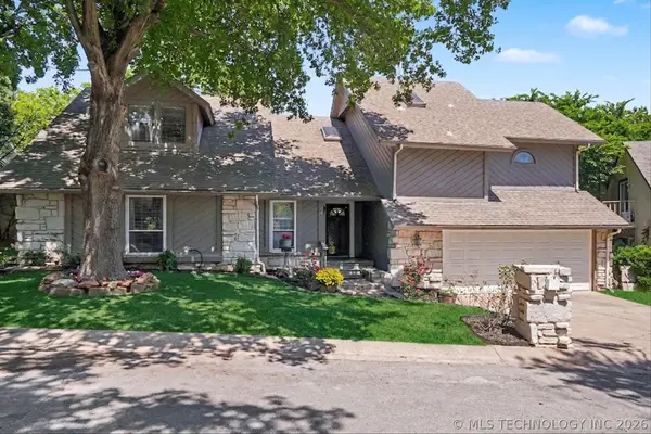 9707 S Lakewood Place, Tulsa, OK 74137