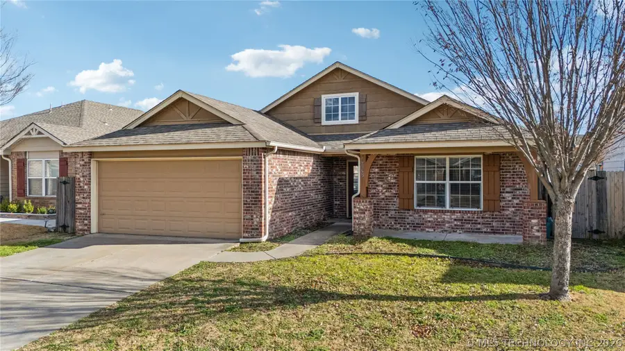 10709 N 153rd East Avenue, Owasso, OK 74055 - #3