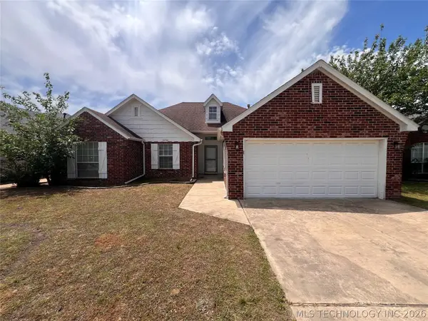 10766 E 121st Street N, Collinsville, OK 74021