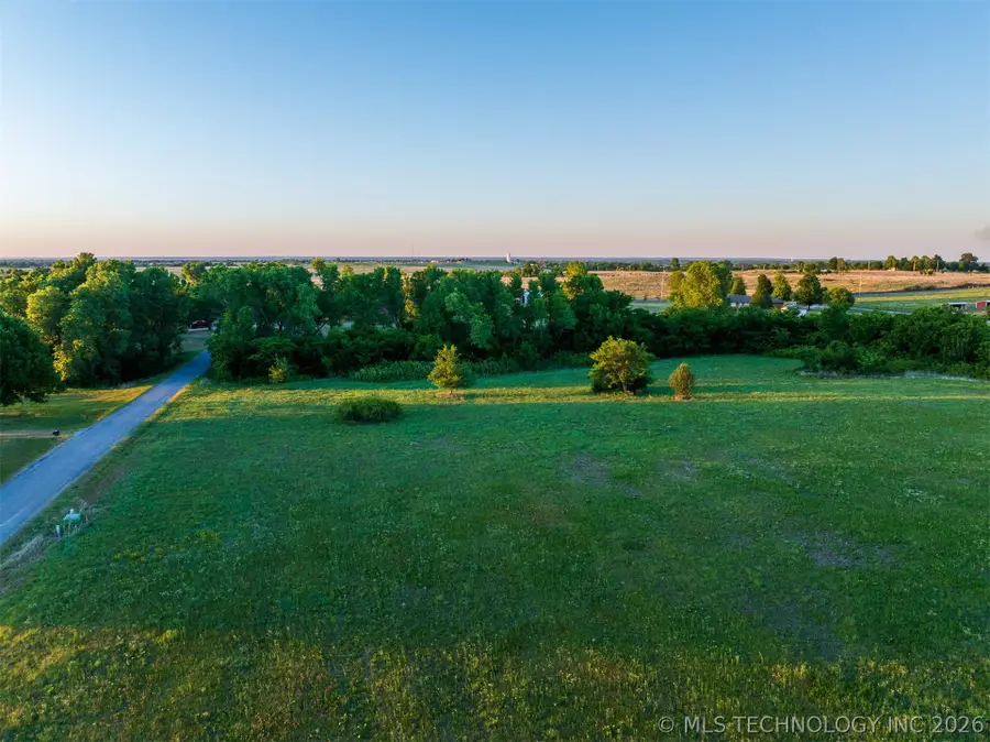 1 W County Road, Tuttle, OK 73089 - #3