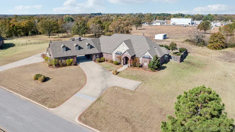 26961 E 134th Street S, Coweta, OK 74429 - #2