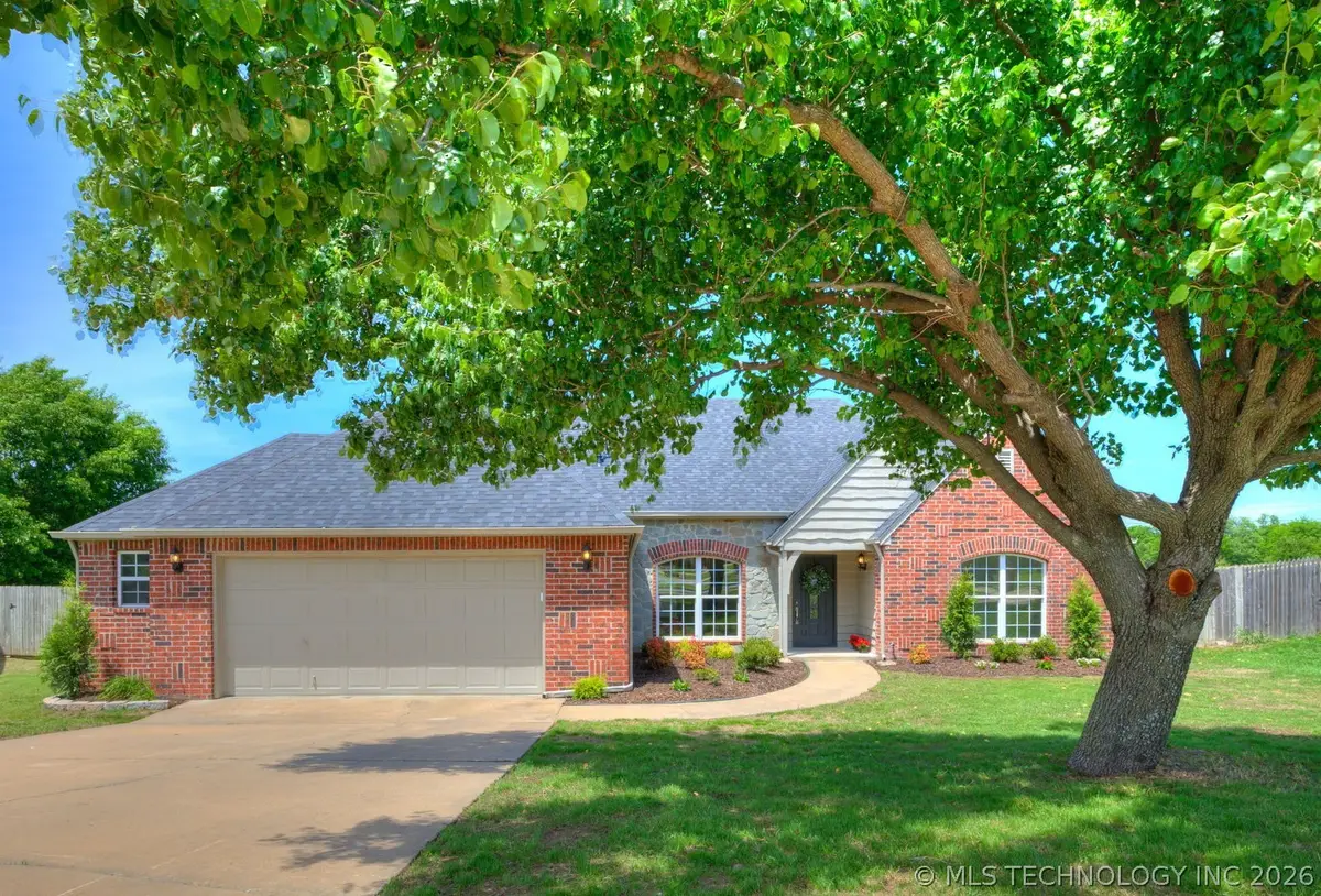 8512 N 100th East Avenue, Owasso, OK 74055 - #1