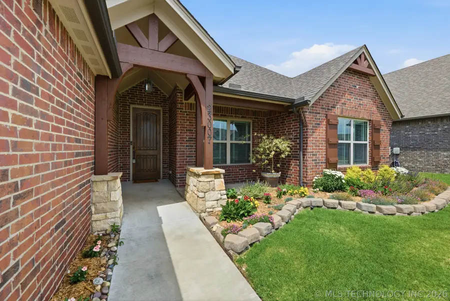 23007 E 104th Street, Broken Arrow, OK 74014 - #2
