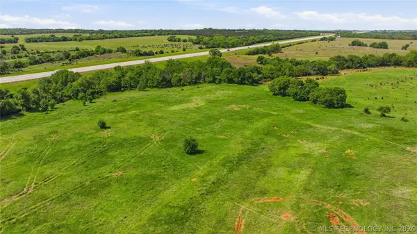 5131 W Lone Chimney Road, Glencoe, OK 74032