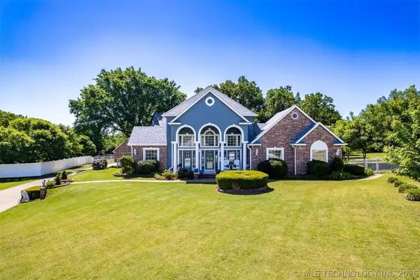 13602 W 42nd Place S, Sand Springs, OK 74063