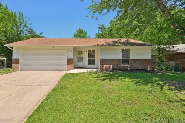 571 W 149th Place, Glenpool, OK 74033