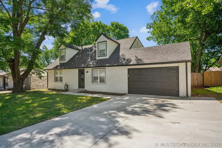 205 W Waco Street, Broken Arrow, OK 74011 - #2