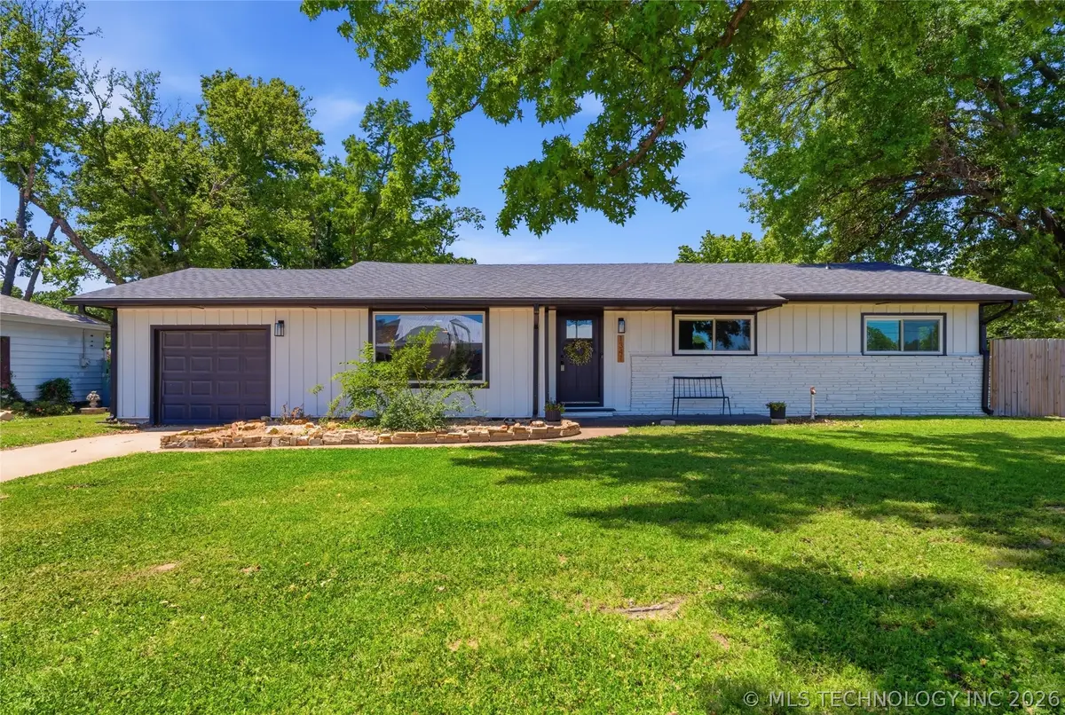 1341 N Dorothy Avenue, Claremore, OK 74017 - #1