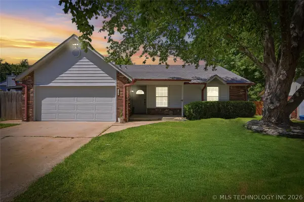 1318 W Hot Springs Street, Broken Arrow, OK 74011