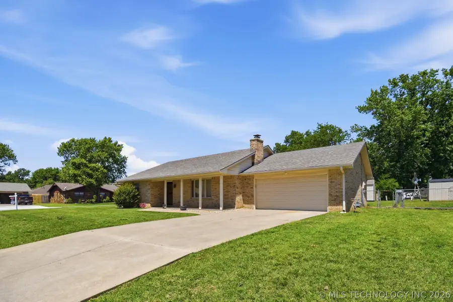 401 Moore Lane, Dewey, OK 74029 - #3