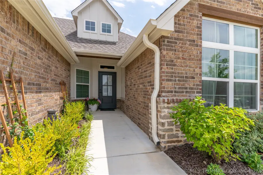 1501 N 72nd Street, Broken Arrow, OK 74014 - #2