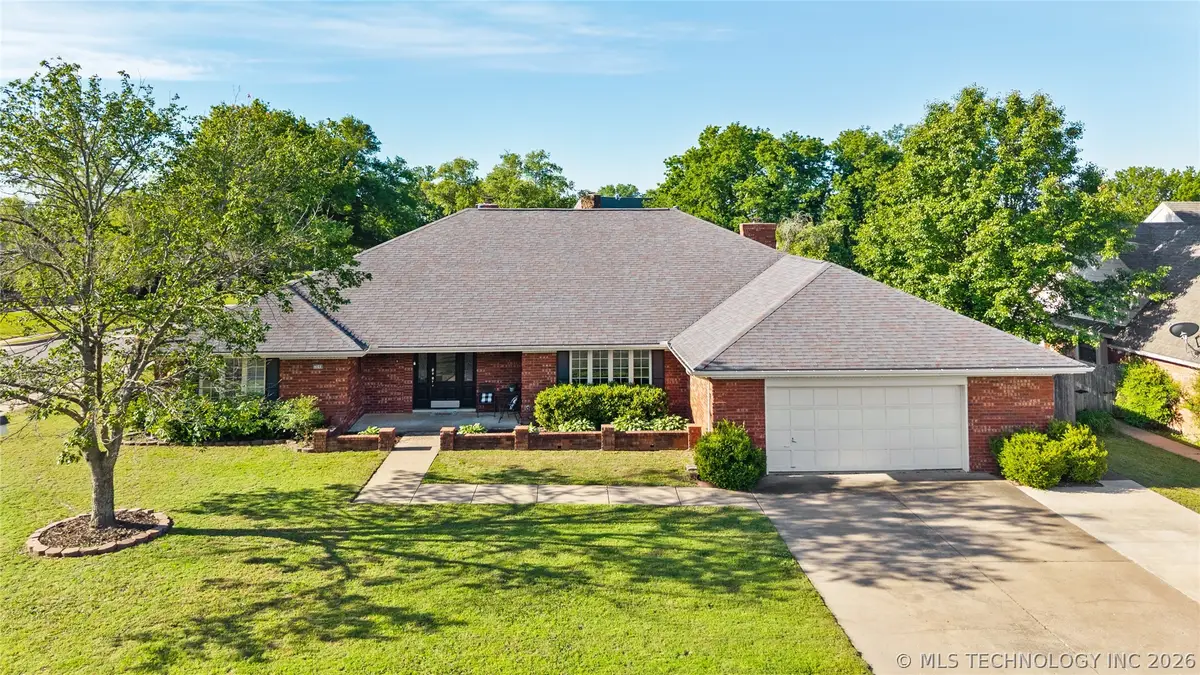 2649 Regency Road, Bartlesville, OK 74006 - #1