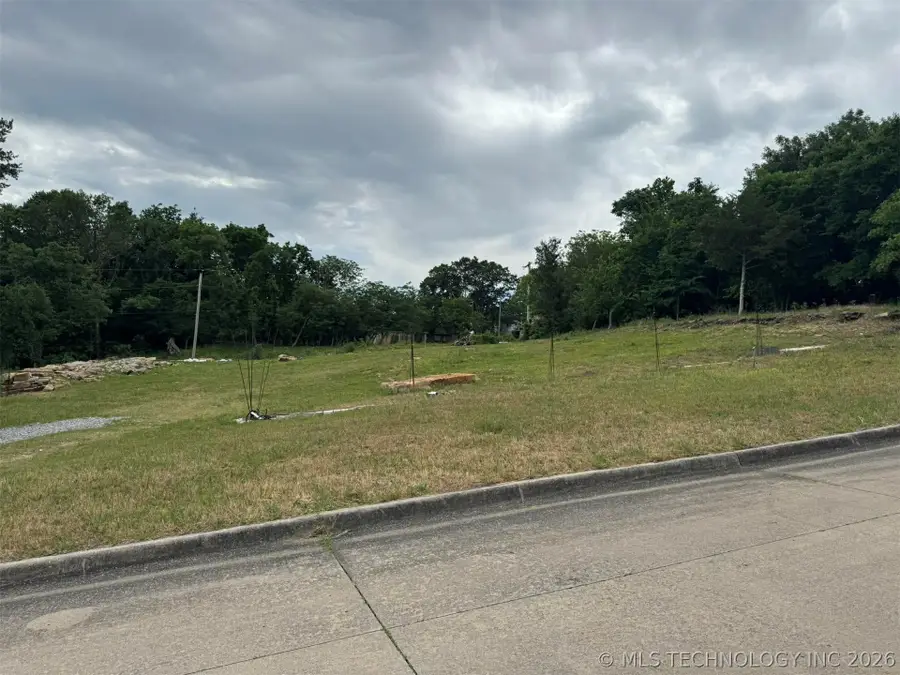 816 E Adams Avenue, McAlester, OK 74501 - #2