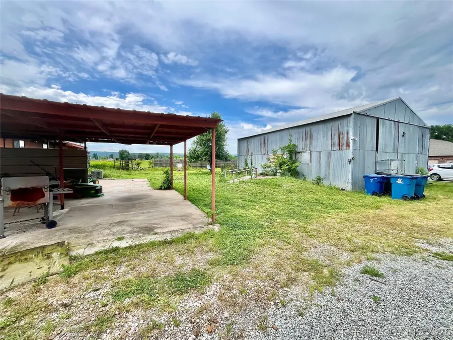 515 SW Hwy 2, Wilburton, OK 74578 - #3
