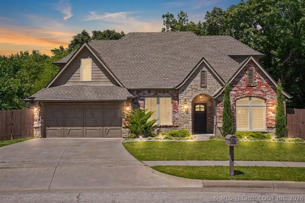 3426 W Edgewater Place, Broken Arrow, OK 74012 - #1