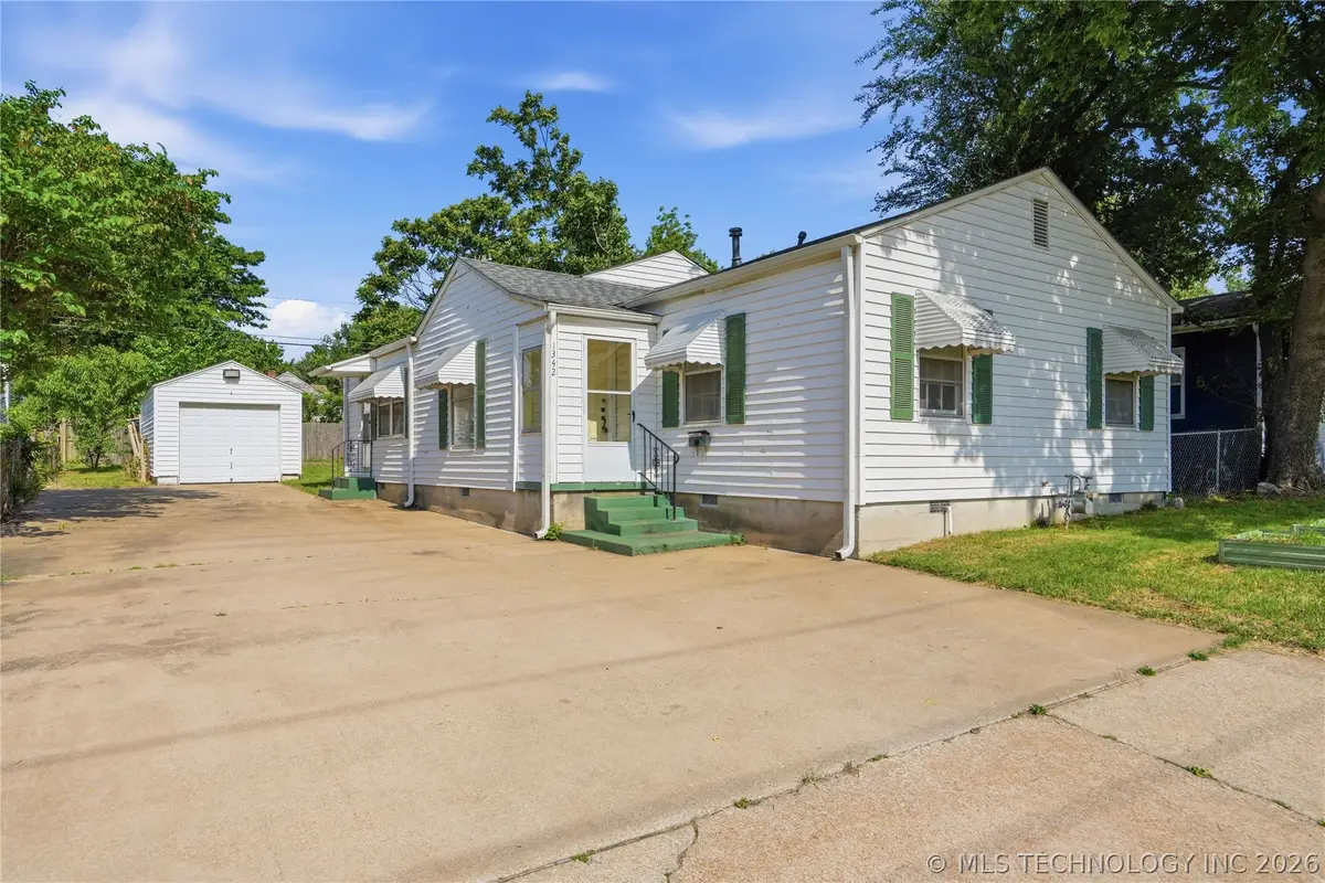1342 S Yale Avenue, Tulsa, OK 74112 - #1