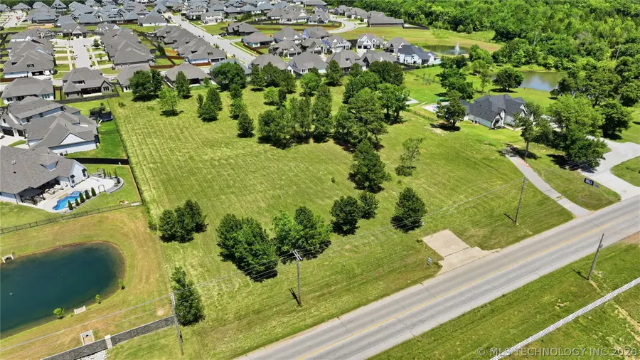 619 E 131 Street S, Jenks, OK 74037 - #3