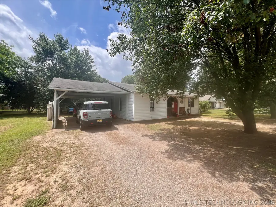 304 Logan Street, Wister, OK 74966 - #3