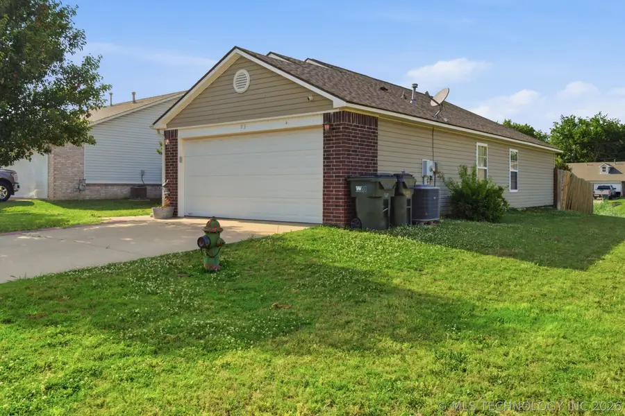 93 W Fairlane Place, Sapulpa, OK 74066 - #2