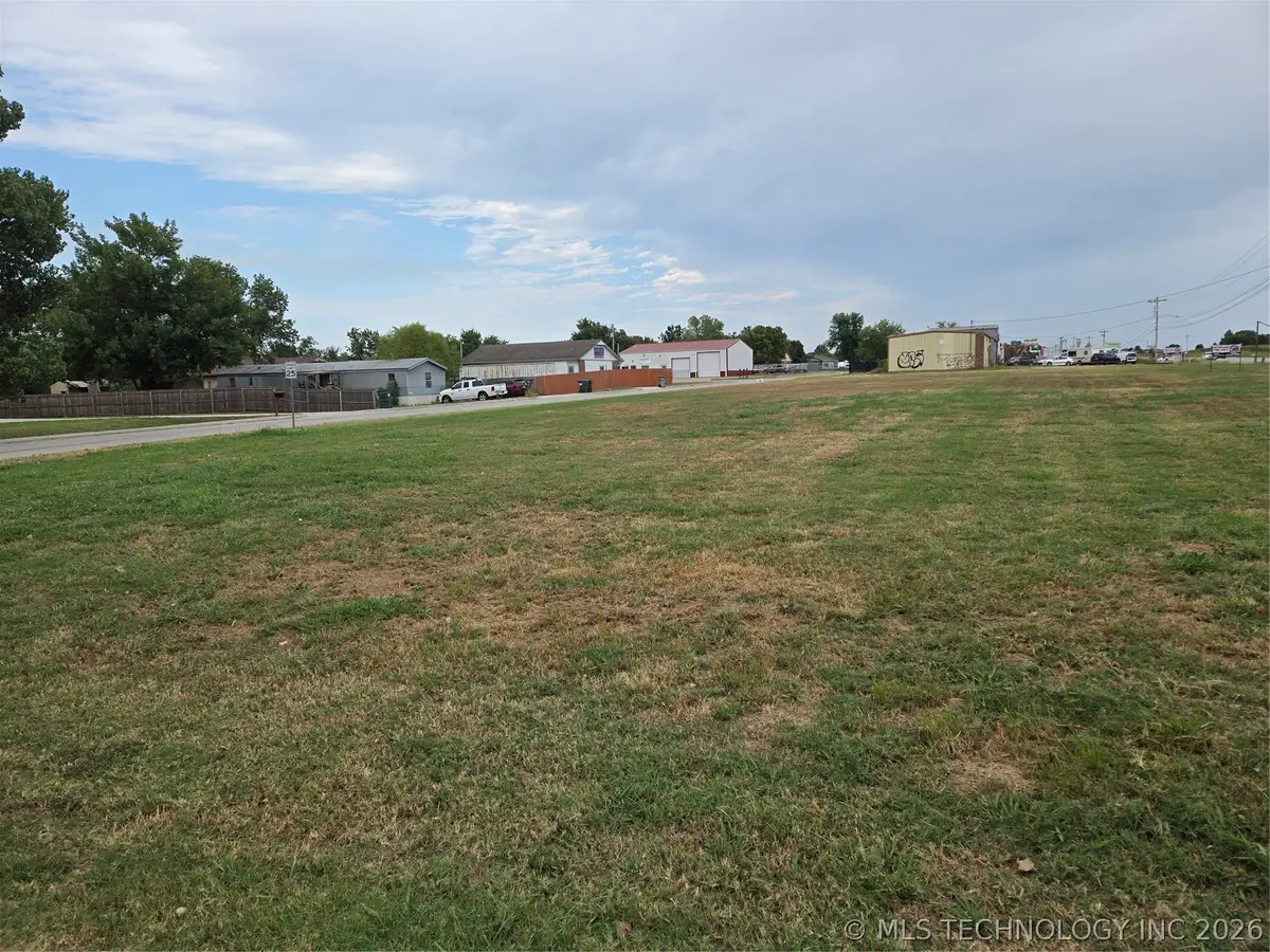 12 W 20 Highway, Skiatook, OK 74070 - #1