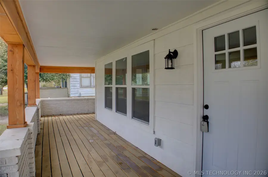 1106 E 6th Street, Okmulgee, OK 74447 - #3