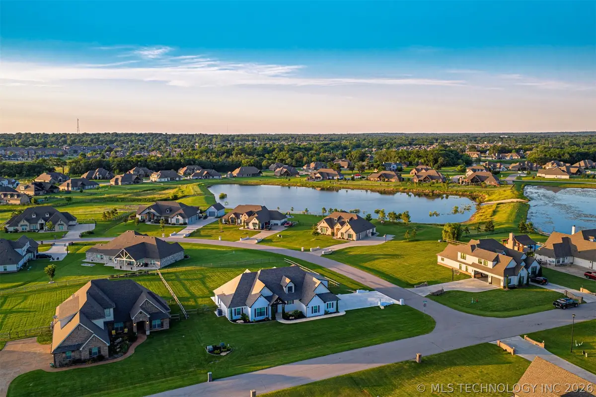 8202 N 150th East Avenue, Owasso, OK 74055 - #1