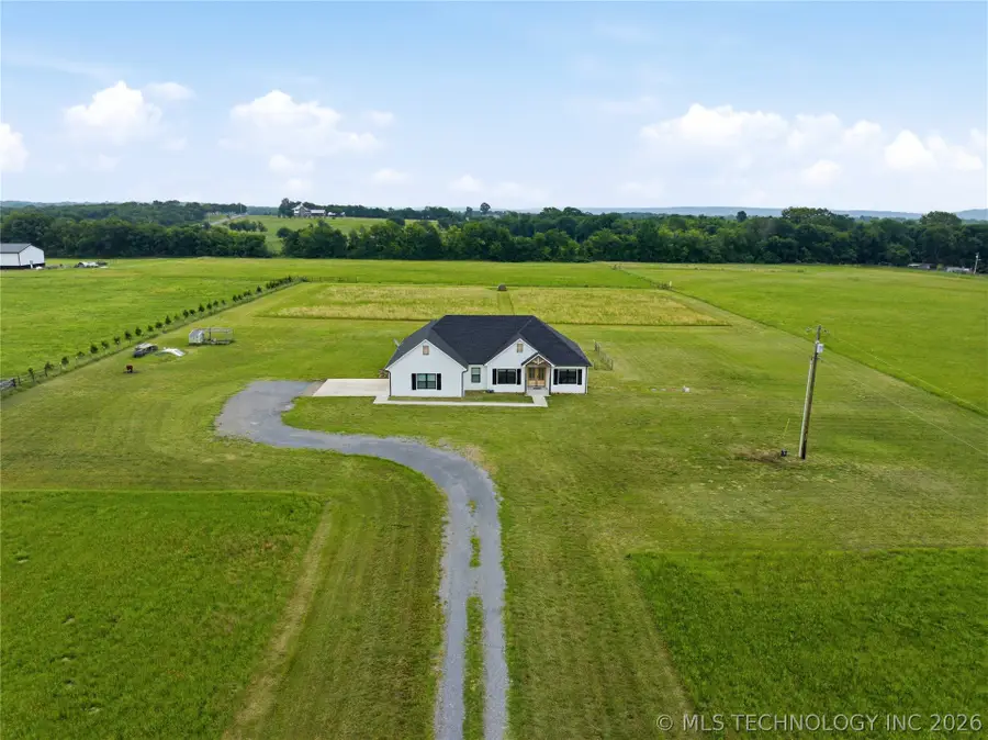 9862 N 49th Street, Wagoner, OK 74467 - #3