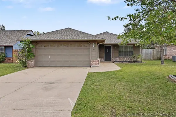 9414 E Magnoliawood Drive, Claremore, OK 74019