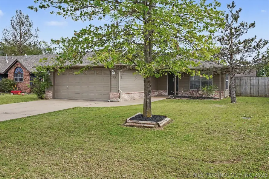 9414 E Magnoliawood Drive, Claremore, OK 74019 - #2